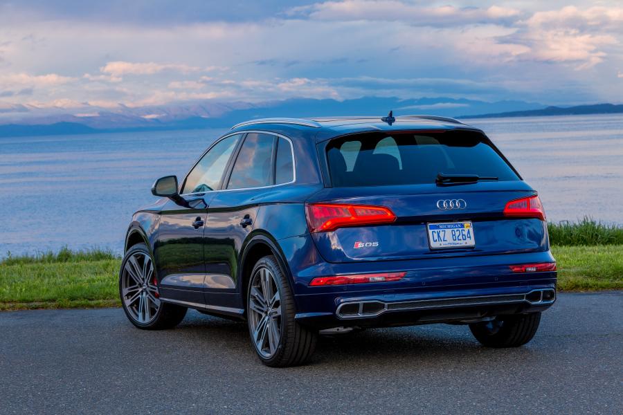  Audi SQ5 3.0 TFSI 2017 года  (NA) (фото 36 из 55)
